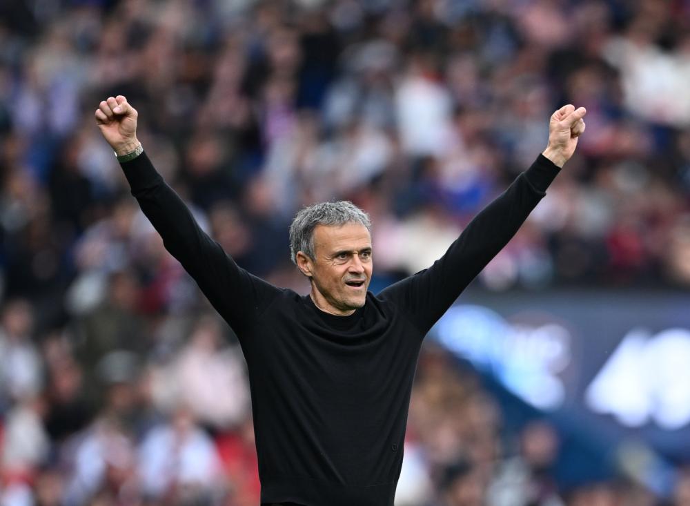 中显得更加 中显得更加